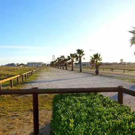 T2 Moderne, Pres De La Plage, Terrasse Equipee, Parking Prive - - Fr-1-782-27 Lägenhet Le Barcarès