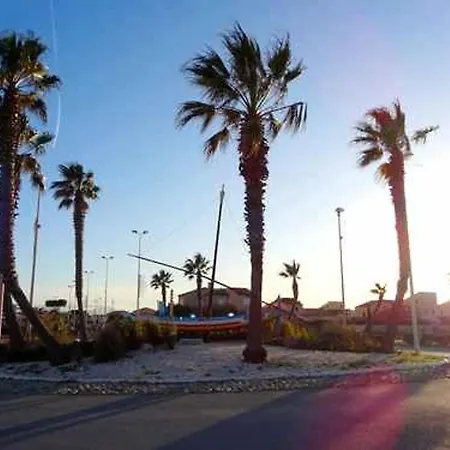 Lägenhet T2 Moderne, Pres De La Plage, Terrasse Equipee, Parking Prive - - Fr-1-782-27
