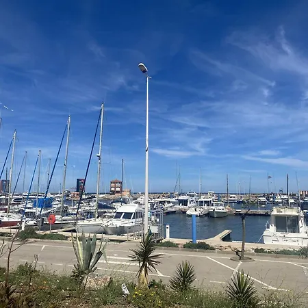 T2 Moderne, Pres De La Plage, Terrasse Equipee, Parking Prive - - Fr-1-782-27 Lägenhet Le Barcarès